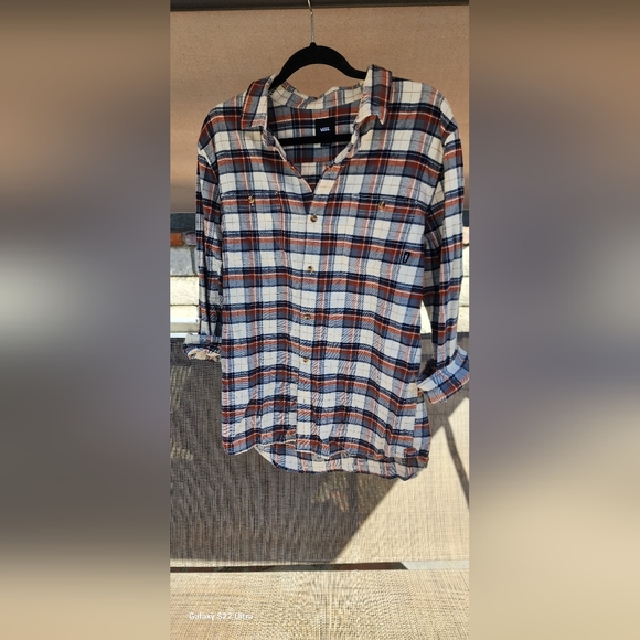 Vans Tailored Fit Plaid Flannel Size M - Picture 1 of 3